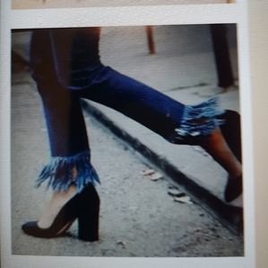 Funky frayed blu jeans